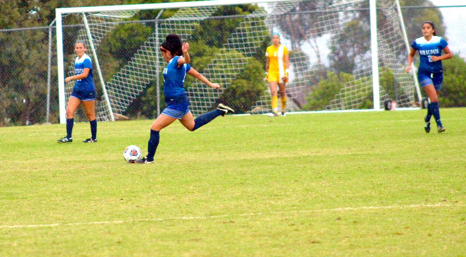 Women's soccer falls to San Diego Miramar, 2-0