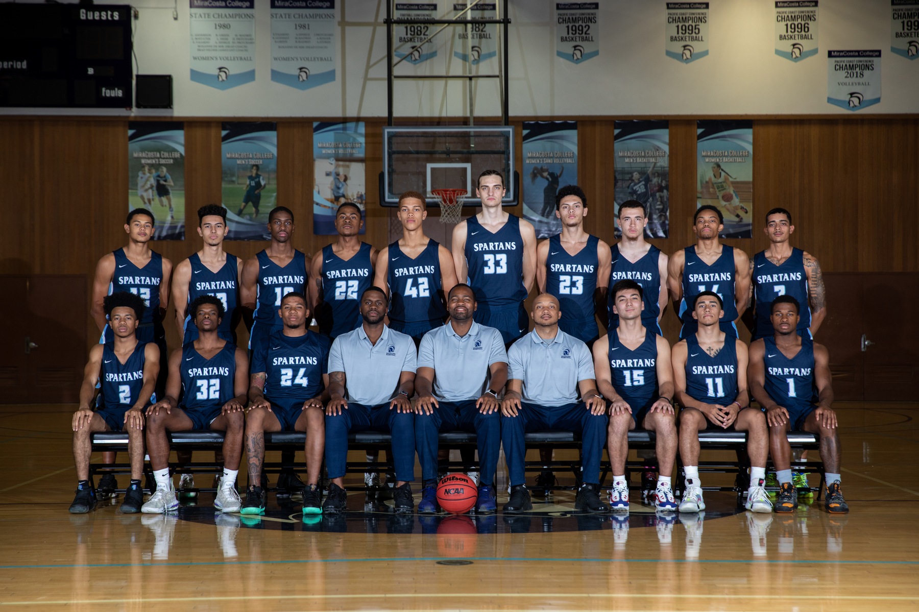 Men's Basketball team picture 2019-20.