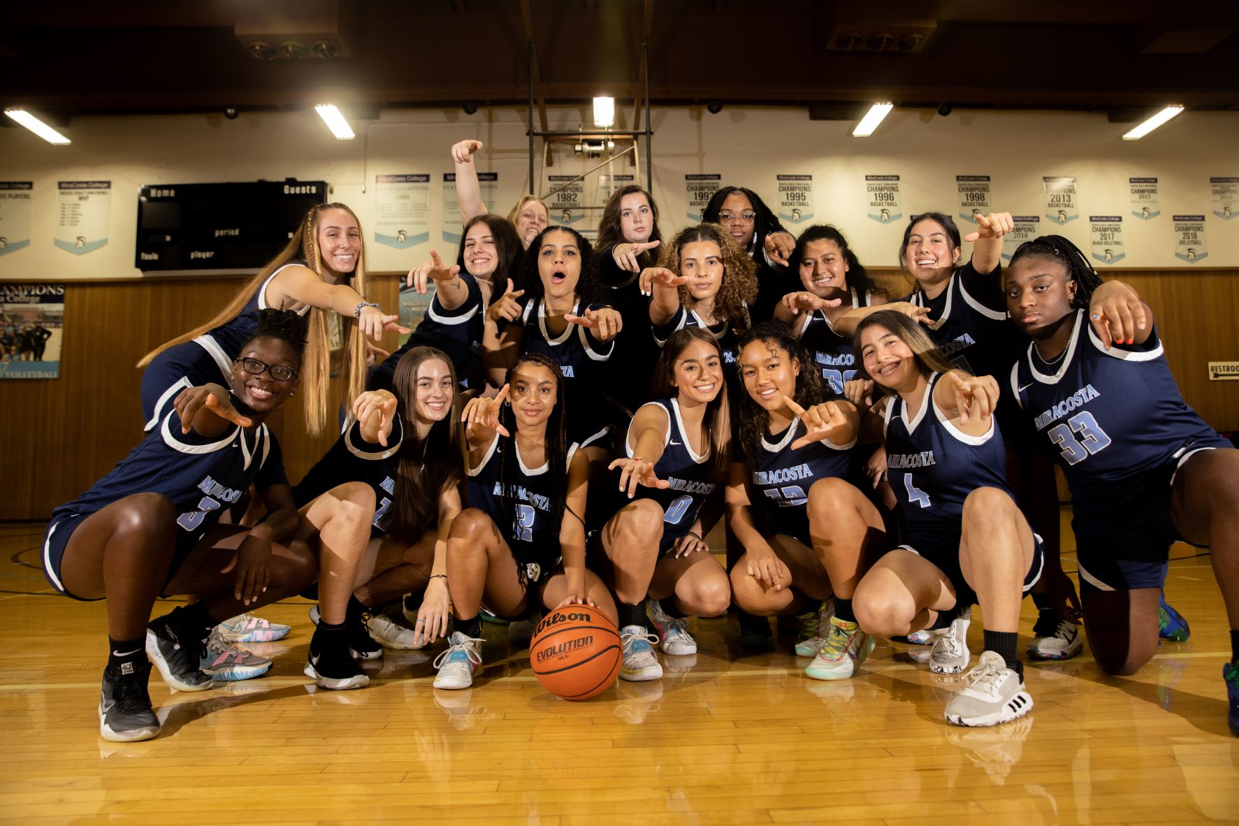 MiraCosta women's basketball team picture.